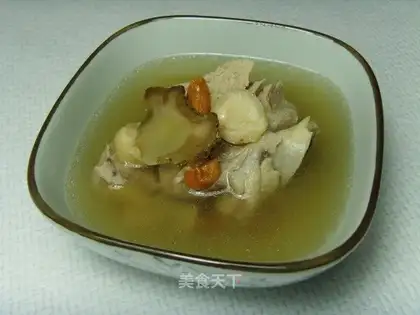 American ginseng and Tianqi pork soup