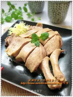 Salted duck legs