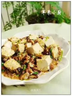Braised tofu with mushroom and minced meat