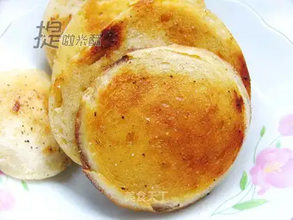 Quick hand steamed buns with oil kang