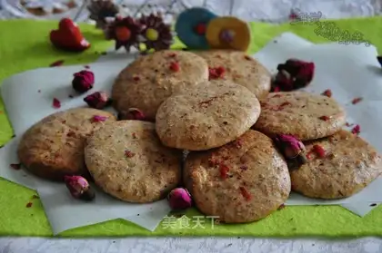 Rose almond cookies