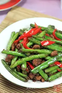 stir-fried green beans with minced pork