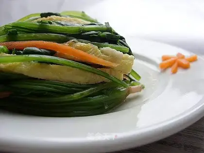 Egg salad with spinach
