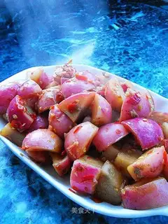 Braised radish with chopped pepper