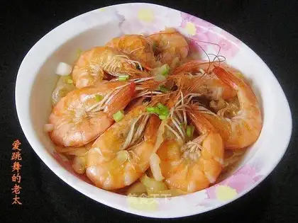 stir-fried shrimp with cabbage