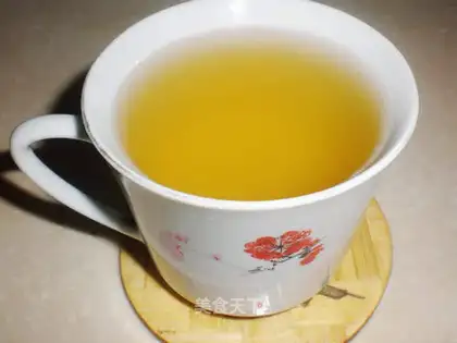 Homemade apple cider vinegar