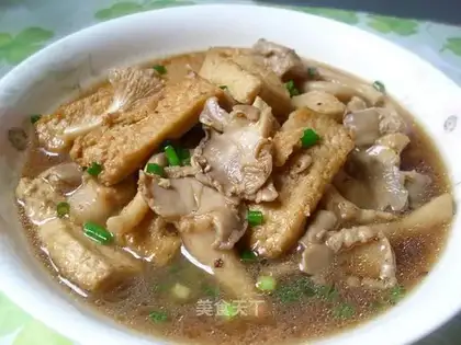 Roasted mushroom with tofu sauce