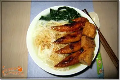 Braised Shark Soup Rice Noodles