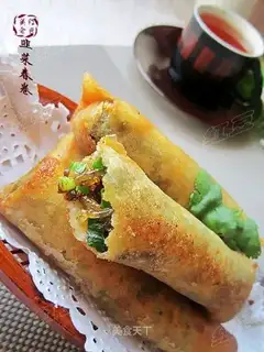 Chive spring rolls