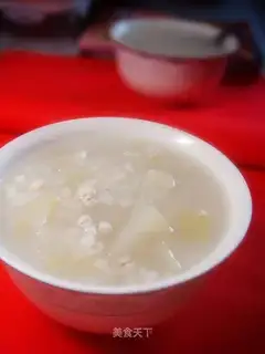 Winter melon and coix rice porridge