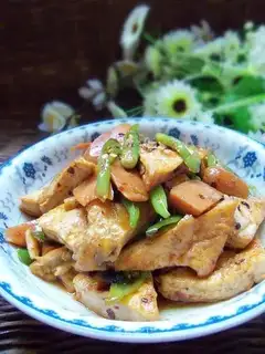 Spicy stir-fried tofu