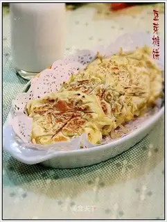 Bean sprout cake