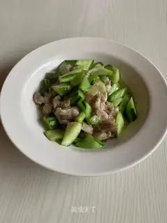 cucumber fried meat