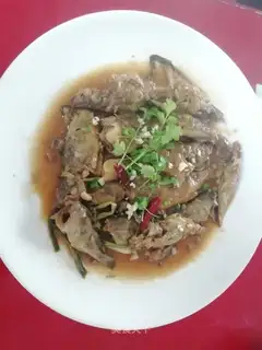 The soy sauce fishes
