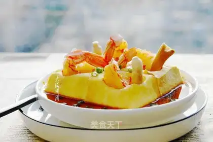 The pinetail shrimp scurryed with veggie eggs