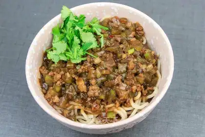Fried noodles