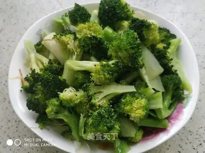 Fried broccoli