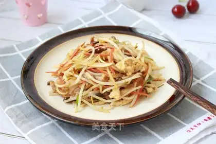 The green bean sprouts
