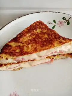 "Silver cheese, sildos."