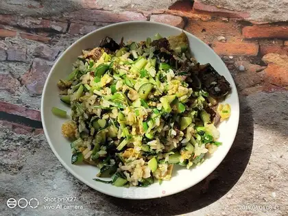 Vegetable egg fried rice
