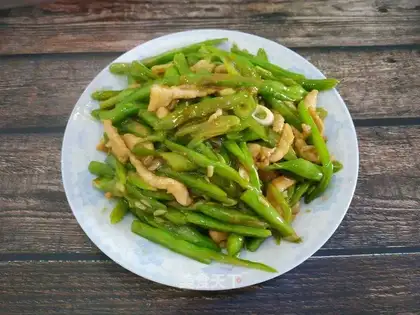 Four seasons of bean fried meat