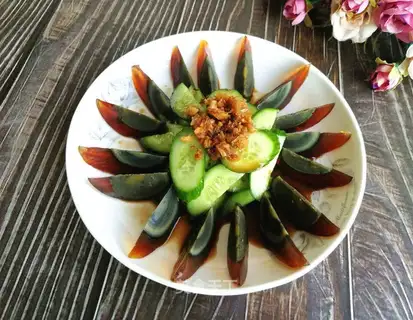 cucumber with eggs