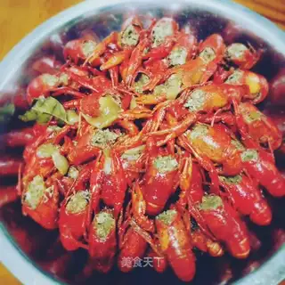 Thirteen fragrance lobster
