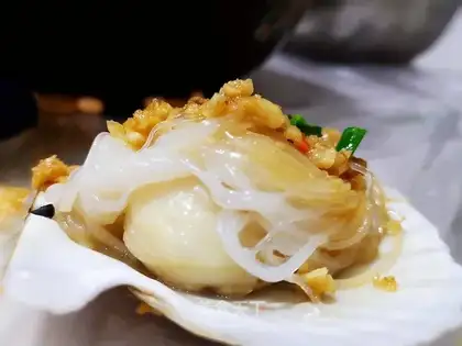 Garlic scallops