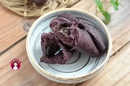 Black rice sugar triangle