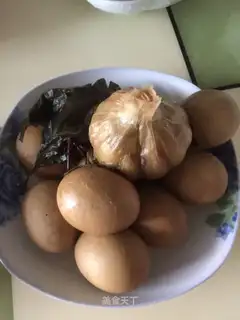 Aie makes eggs
