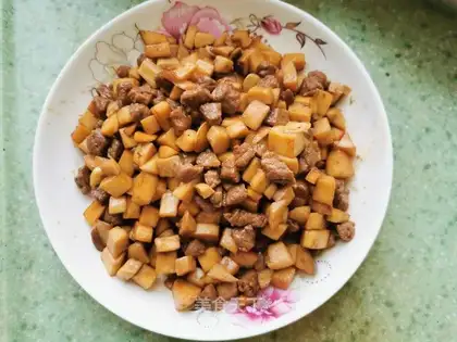 Apricot beef