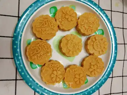 Green bean cake