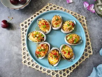 Garlic scallops