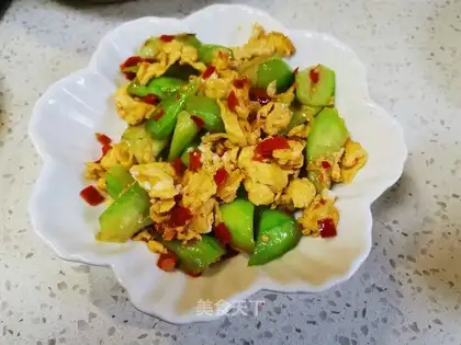 Smelt fried eggs