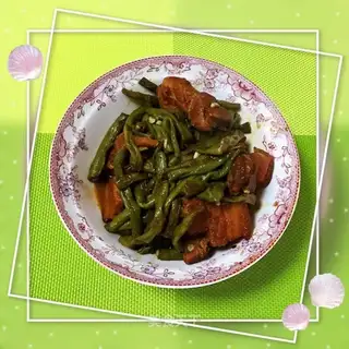 Five flowers for beans