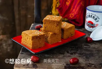 Red date cake