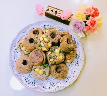 Corn bean black rice cake