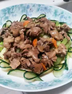 Chicken kidneys and pelicans