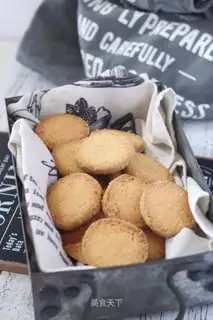 Coconut peanut souffle