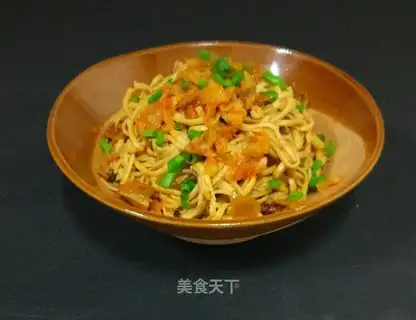 Hot dry noodles
