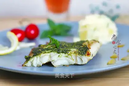 Lemon roasted salmon with potato salad