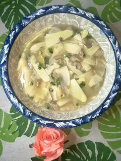 Fresh meatloaf soup