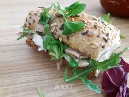 A simple sandwich