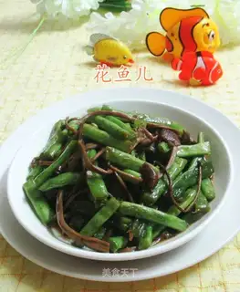 Tea mushrooms