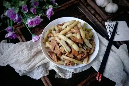 Pork bean