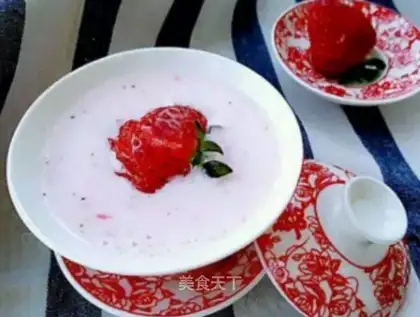 Strawberry shakes