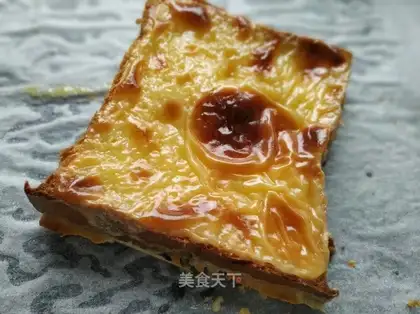 Rock-burned cheese toast