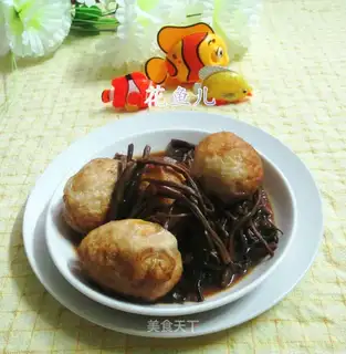 Tea mushroom fried eggs