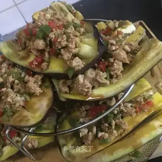 Meat and eggplant
