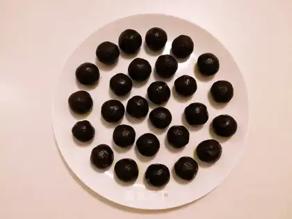 Black Sesameball